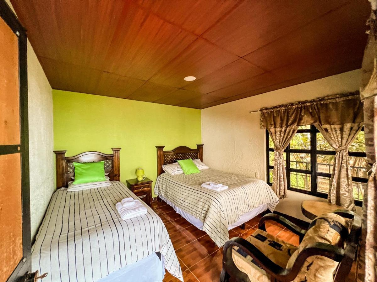 Rancho Fortaleza -Hotel & Spa- San Antonio Palopo ภายนอก รูปภาพ